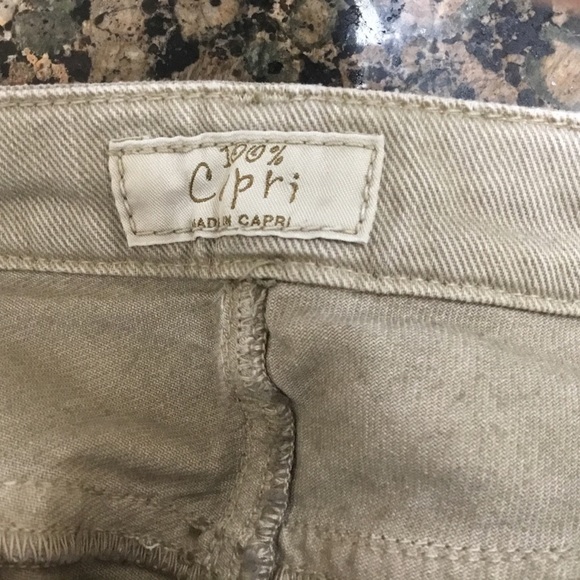 100% Capri Jeans - Picture 5 of 6